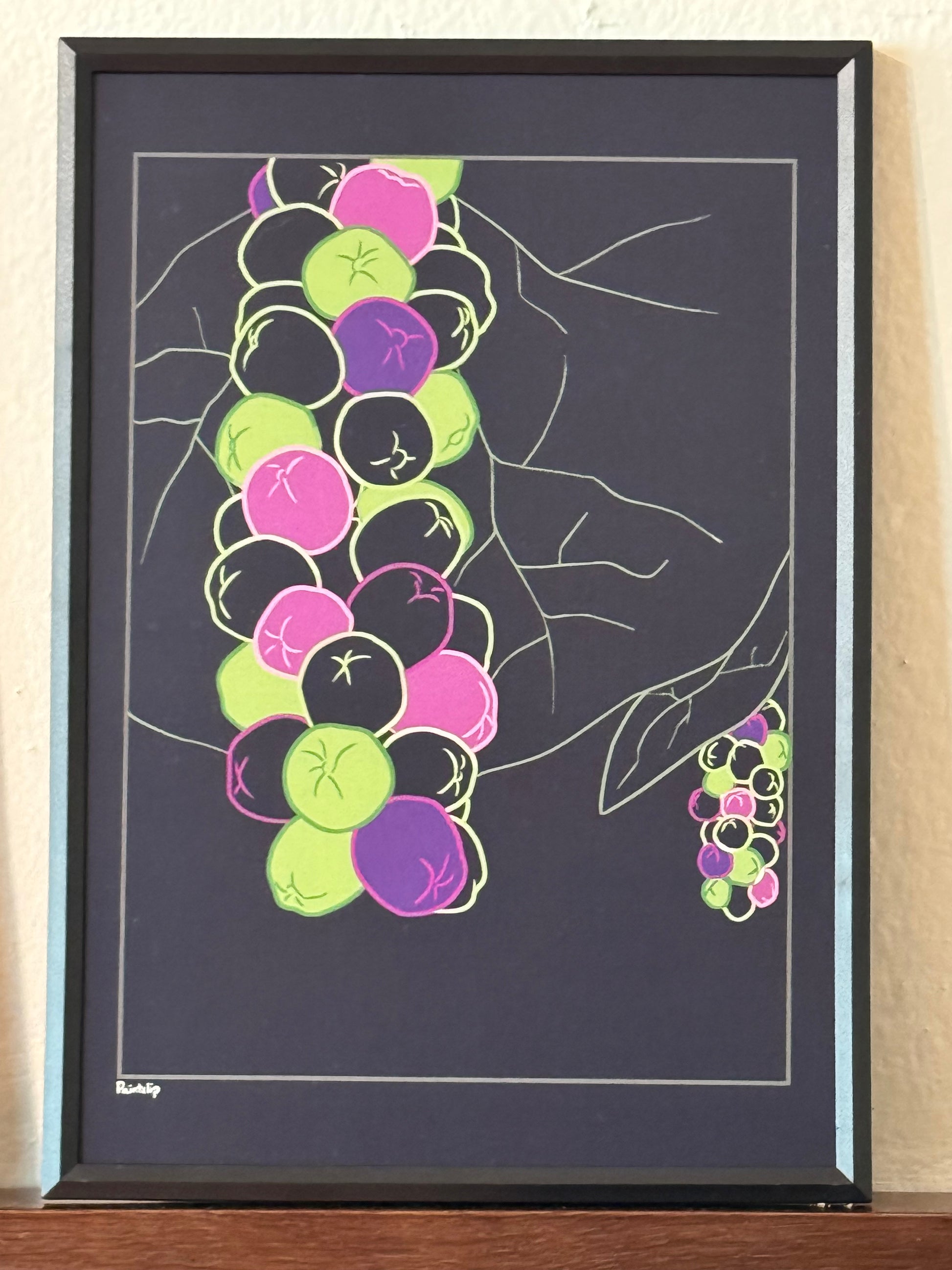 Uvas playeras---Framed art
