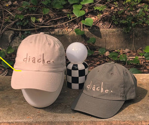 Diache hat