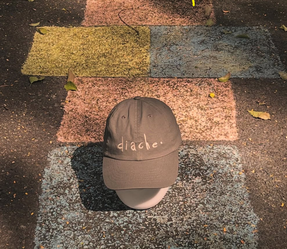 Diache hat